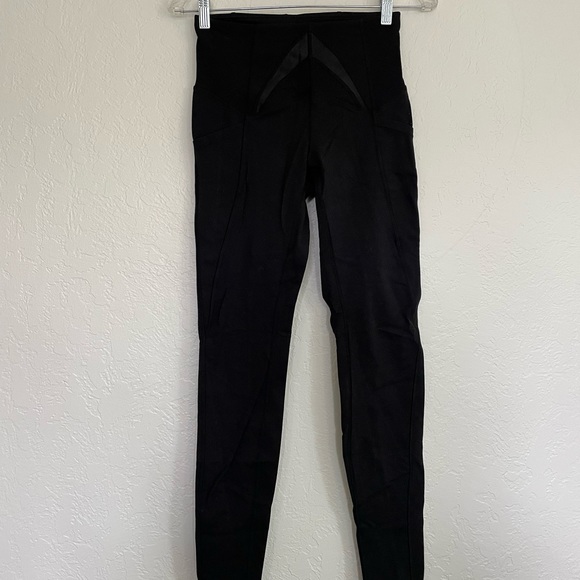 lululemon athletica Pants - lululemon high rise yoga leggings with pockets